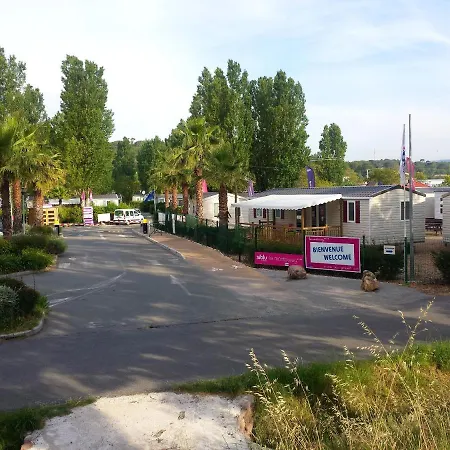 Confortable A Avec Piscine Partagee Fréjus