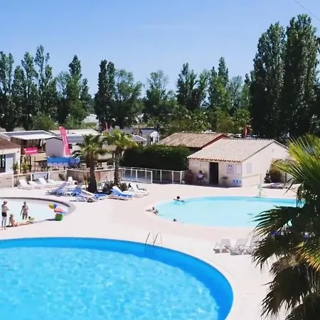 Confortable A Avec Piscine Partagee Dom wakacyjny *