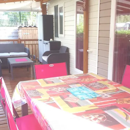 Hébergement de vacances De 3 Avec Piscine Partagee Terrasse Amenagee Et Wifi A A 8 Km De La Fréjus