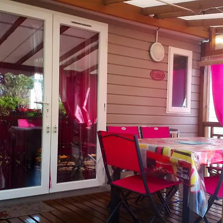 Hébergement de vacances De 3 Avec Piscine Partagee Terrasse Amenagee Et Wifi A A 8 Km De La Fréjus