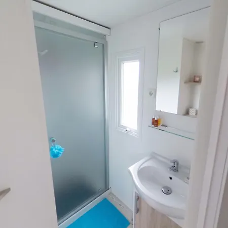 Confortable A Avec Piscine Partagee Vakantiehuis *