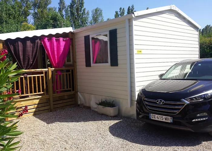 De 3 Avec Piscine Partagee Terrasse Amenagee Et Wifi A A 8 Km De La Hébergement de vacances *