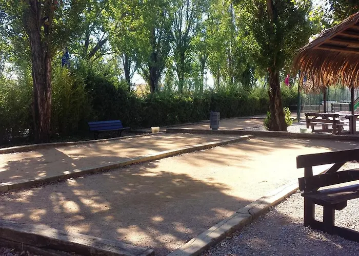 Hébergement de vacances De 3 Avec Piscine Partagee Terrasse Amenagee Et Wifi A A 8 Km De La Fréjus