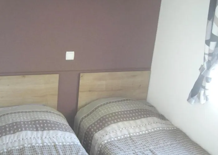 De 3 Avec Piscine Partagee Terrasse Amenagee Et Wifi A A 8 Km De La Fréjus